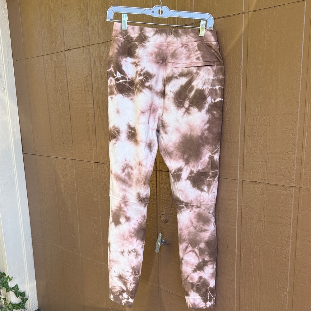 Lululemon Sweats - Picture 6 of 7